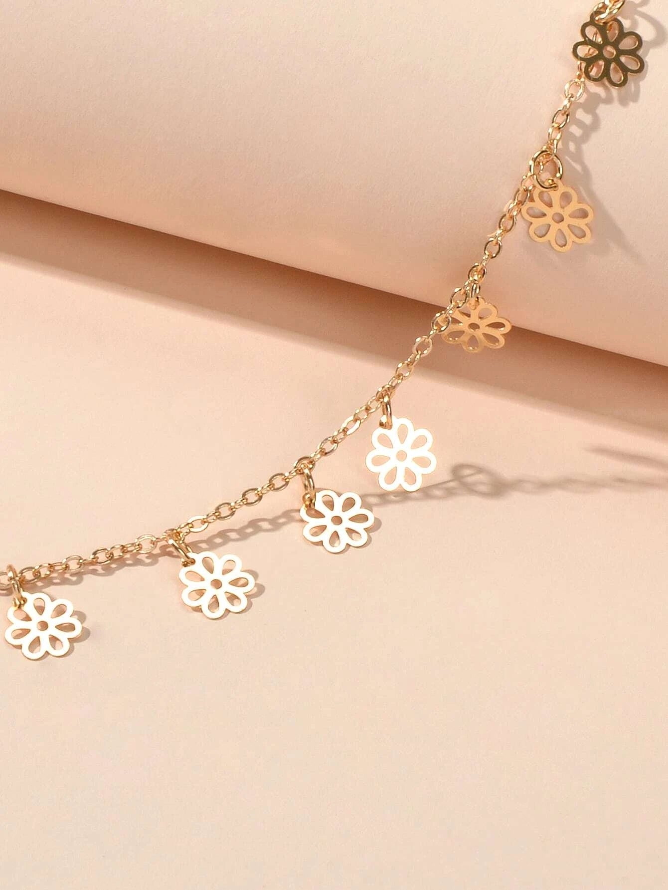 Minimalist Style Gold Silver Flower Charm Necklace Fashion Women Accessories-3